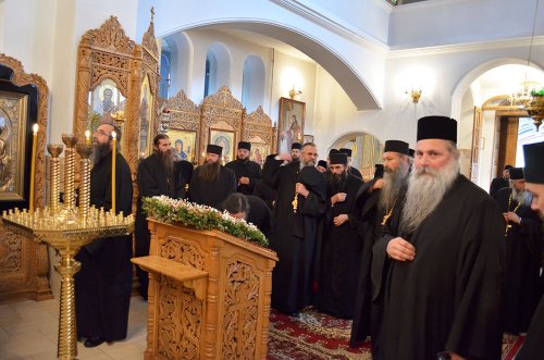 Pelerinaj în Ucraina al stareţilor şi stareţelor din Arhiepiscopia Iaşilor Poza 83387