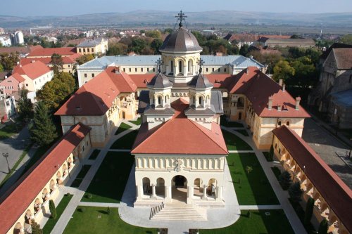 91 de ani de la sfinţirea Catedralei Ortodoxe din Alba Iulia Poza 83360