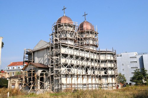 Biserica martiră „Sfânta Vineri“ renaşte Poza 83246