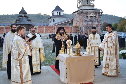 Mănăstirea Nera şi-a sărbătorit hramul Poza 83184