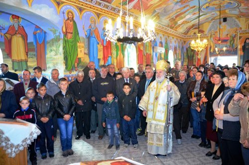 Binecuvântare și Liturghie în localitatea Neatârnarea, Protoieria Babadag Poza 83085