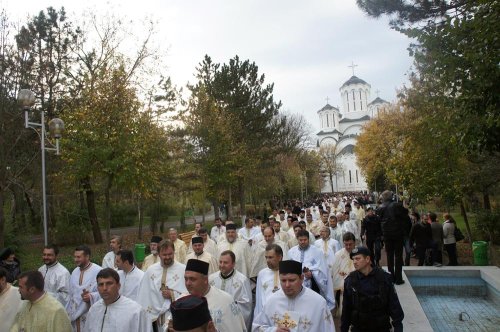 Procesiune cu moaştele Sfintei Muceniţe Filofteia la Slobozia Poza 82696