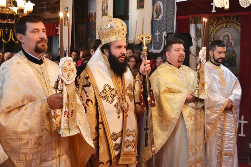 Bucurie pentru credincioşii din Parohia Vrăniuţ Poza 82494