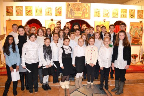 Întâlnire duhovnicească cu tinerii din Moldova Nouă Poza 82253