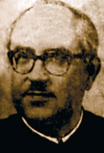 Preotul profesor Petru Rezuş, teolog şi scriitor Poza 82156