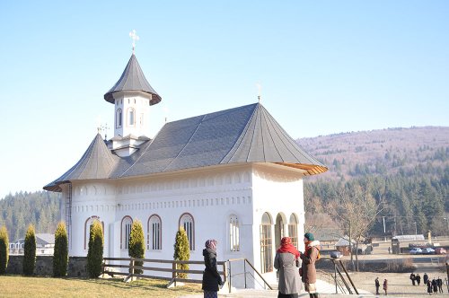Sfântul Serafim de Sarov cinstit la Mănăstirea Sihăstria Putnei Poza 81669