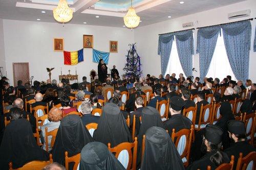 Moment aniversar în Arhiepiscopia Târgoviştei Poza 81662