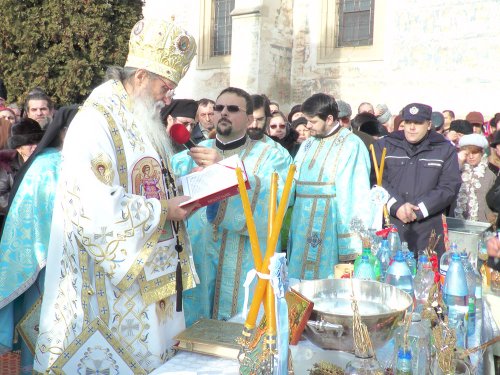 Boboteaza la Catedrala arhiepiscopală din Suceava Poza 81616