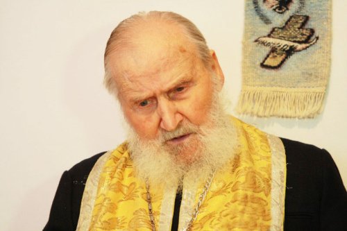 Părintele Constantin Burduja, „model de seninătate şi de slujire“ Poza 81235