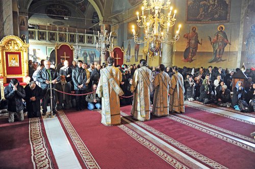 Viaţa monahală din Arhiepiscopia Bucureştilor în anul 2013 Poza 81129