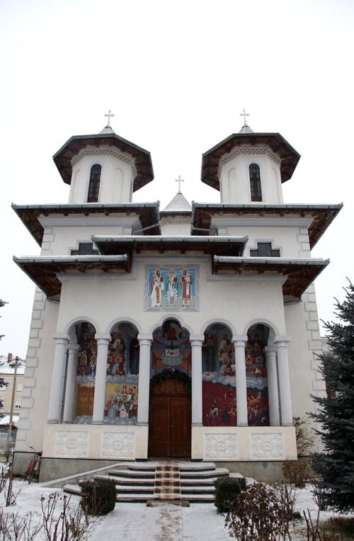 Biserica de la Combinatul din Făgăraş Poza 81067