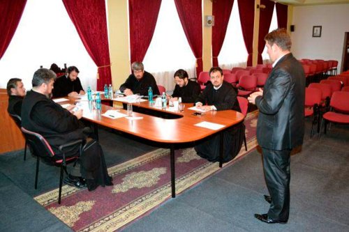 Examen de capacitate preoţească în Episcopia Caransebeşului - 20 februarie 2014 Poza 81042