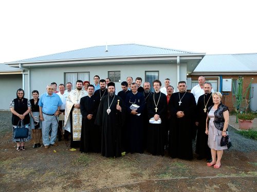 Întrunirea forurilor eparhiale ale Episcopiei Australiei şi Noii Zeelande Poza 81035