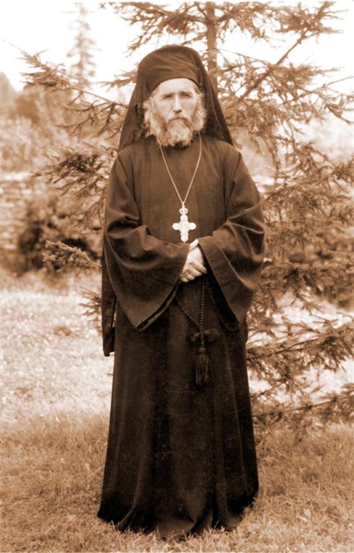Rezistenţă prin rugăciune: Securitatea despre părintele Cleopa şi Mănăstirea Slatina Poza 80954