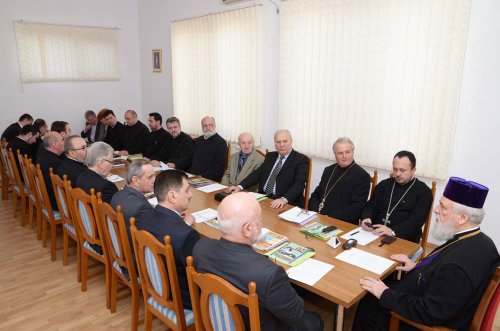 Consiliul eparhial al Arhiepiscopiei Târgoviştei Poza 80883