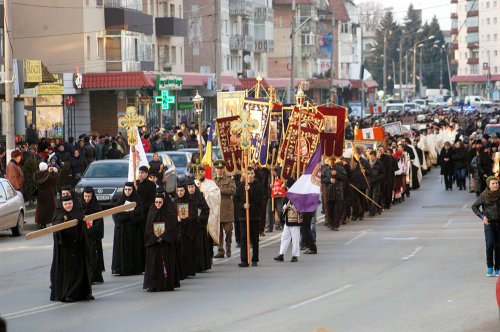 Mărturisire de credinţă prin pelerinaj, la Roman Poza 80486