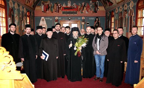 Întrunirea preoţilor din slujirea socială a Arhiepiscopiei Dunării de Jos Poza 80402