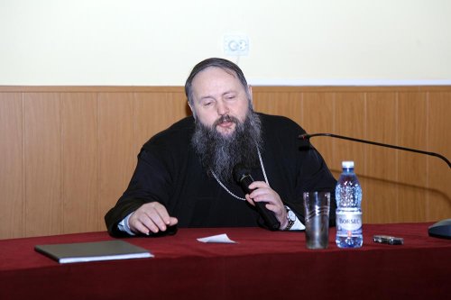 Protopopul Gheorghe Colţea a vorbit studenţilor din Sibiu Poza 80249