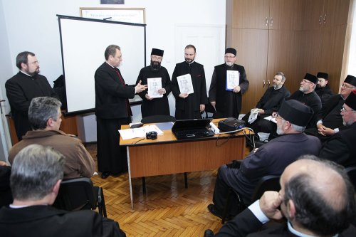 Cursuri de prim-ajutor pentru preoţii din Sibiu Poza 79822