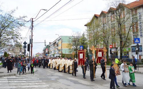 Procesiunea „Calea Luminii“ Poza 79626