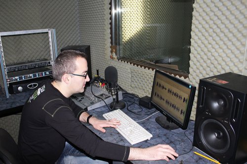 Copiii Centrului social „Best Life“ în vizită la Radio Trinitas Craiova Poza 79353