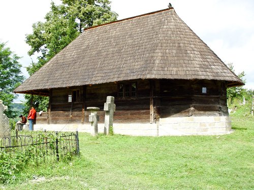 Bisericile de lemn din Oltenia de Nord Poza 79328