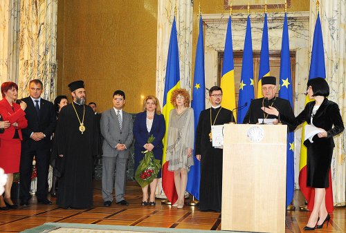 Seminarul din Buzău, premiat la Guvernul României Poza 79094
