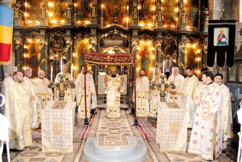 Dublu eveniment la Biserica Ortodoxă Română din Cenad, Ungaria Poza 78860