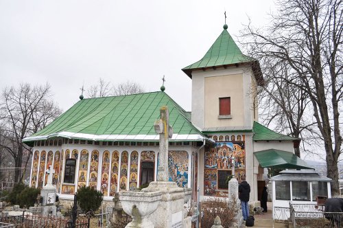 Bisericile Pogorârii Sfântului Duh din Moldova Poza 78700