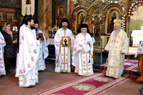 IPS Arhiepiscop şi Mitropolit Andrei s-a întâlnit cu preoţii pensionari din eparhie Poza 78586