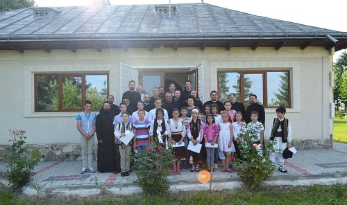 Întâlnire catehetică în Protopopiatul Târgu Neamţ Poza 78547