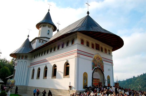 Duminica Sfinţilor Români, în Moldova Poza 78410