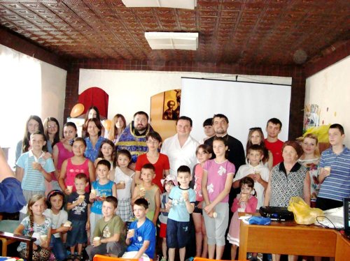A fost inaugurat Centrul pentru Copii şi Tineri al Asociaţiei „Filantropia Creştină” Poza 78161