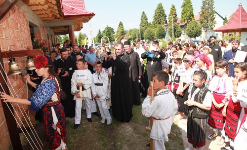 Festivalul de toacă de la Victoria, la a zecea ediţie Poza 78050