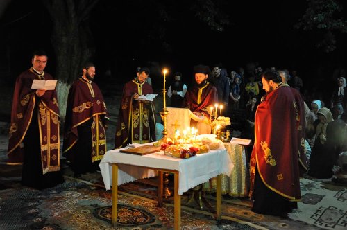 Cinstirea Icoanei „Prodromiţa“ la Mănăstirea Bucium Poza 77979