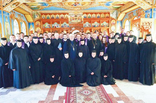 Examen de licenţă la Facultatea de Teologie Ortodoxă din Oradea Poza 77936