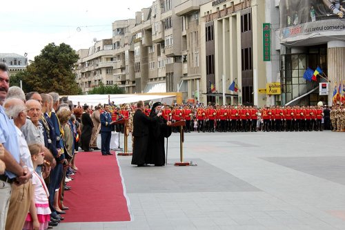 Momente festive în Mitropolia Olteniei Poza 77796