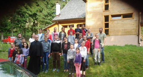 Tabere pentru copii oferite de Biserică, în Transilvania