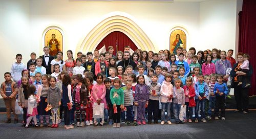 Biserica sprijină tinerii şi copiii Poza 77715