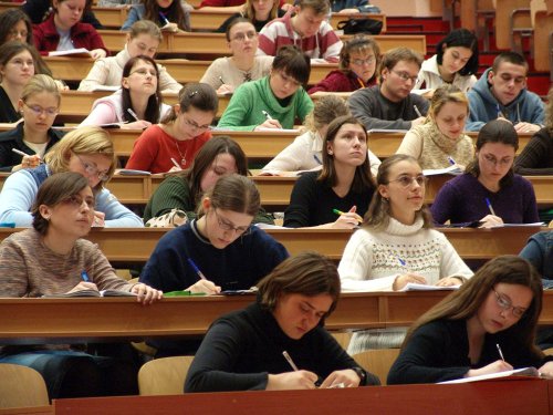 52% din studenţii români vor să înceapă propria afacere Poza 77613