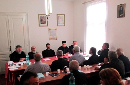 Lucrările Consiliului eparhial al Arhiepiscopiei Aradului Poza 77615