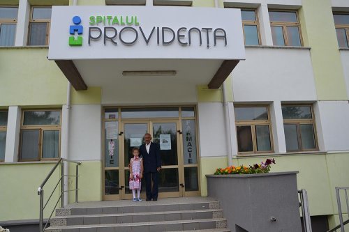 „Tata Gheorghe“ operat la Spitalul „Providenţa“, Gabriela în tabără Poza 77597