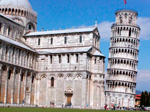 La 9 august 1173, s-a început construirea Turnului din Pisa Poza 77461