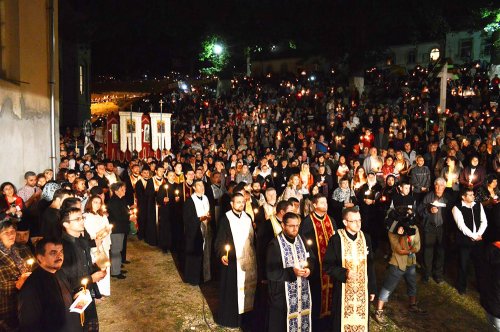 Hramuri şi procesiuni la Adormirea Maicii Domnului Poza 77346