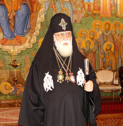 Lucrarea Sfântului Constantin hrăneşte şi uneşte Biserica Ortodoxă de pretutindeni Poza 77312