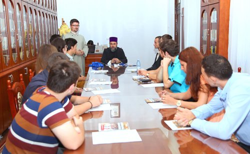 Întâlnire pregătitoare pentru Reuniunea Tinerilor Ortodocşi Poza 77097