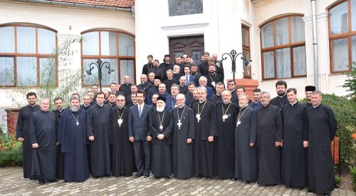 Congresul Facultăţilor de Teologie Ortodoxă din Patriarhia Română Poza 76621