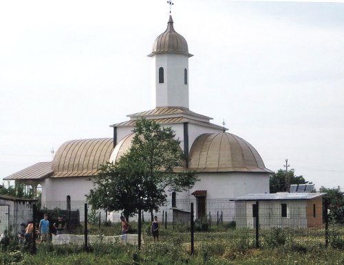 Biserica din Întorsura, pregătită pentru sfinţire Poza 76562