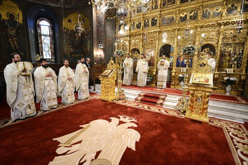 Slujire arhierească la Catedrala Patriarhală Poza 76500