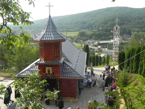 Acoperământul Maicii Domnului în Moldova Poza 76444